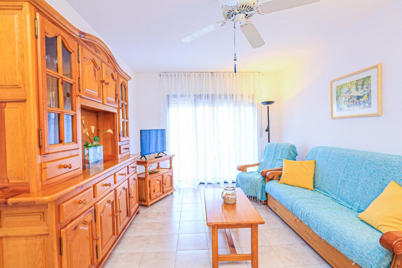 Regata Litoral Costa Dorada - Only Families Apartment Cambrils Exterior photo