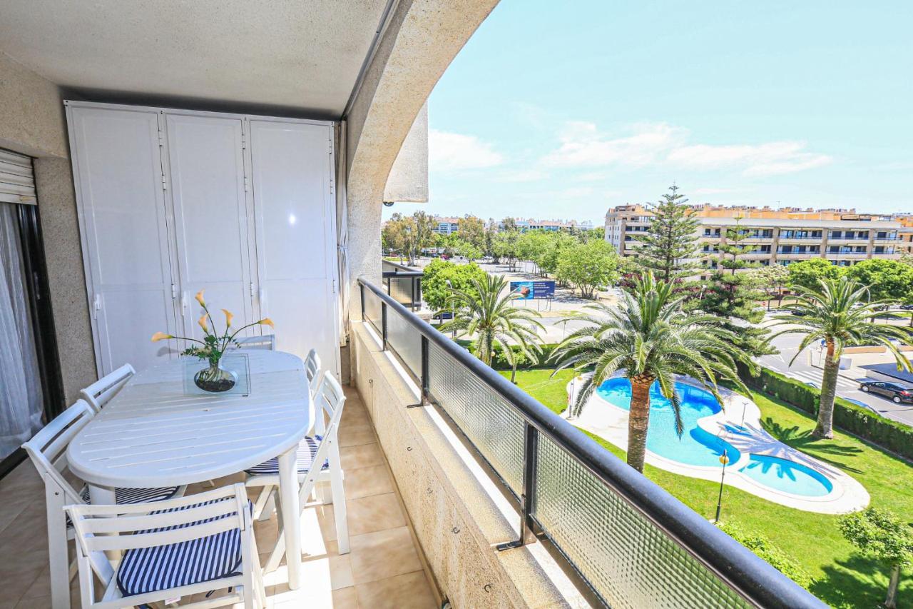Regata Litoral Costa Dorada - Only Families Apartment Cambrils Exterior photo
